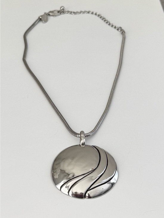 Chico's Jewelry - Chico's Silver Round Wave Pendant Necklace
